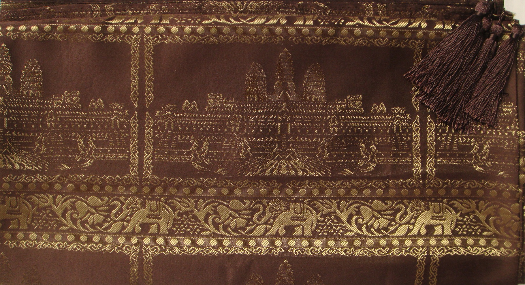 Temple Design Chocolate Brown Detail