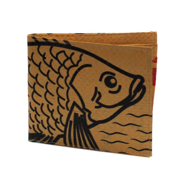_0008_Recycled Mans Fish Wallet Raw (2)