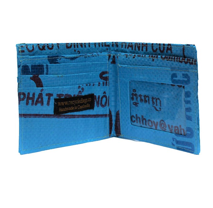 _0016_Recycled Fish Mans Wallet Blue Raw (3)