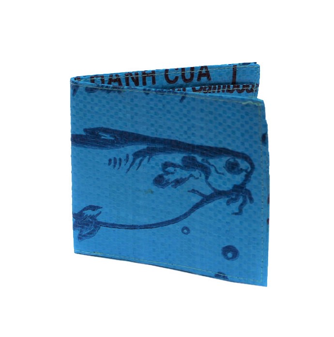 _0017_Recycled Fish Mans Wallet Blue Raw (2)