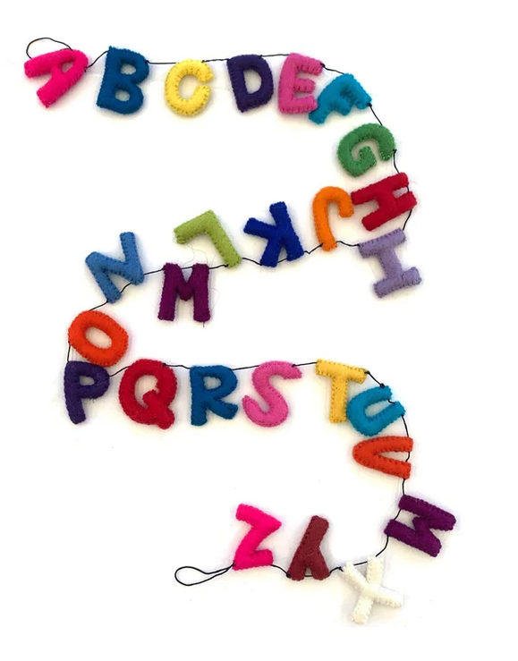 Screenshot 2023-11-10 at 07-44-54 Felt Alphabet Bunting
