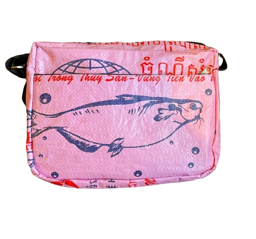Fish Zip Travel Shoulder Bag Pink