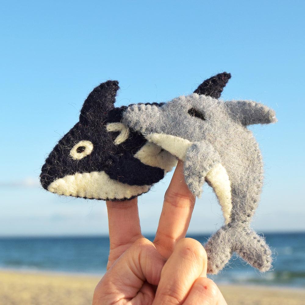 ocean-finger-puppet-2